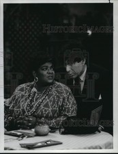 1986 Press Photo Actors Paul Sand & Nell Carter star in "Gimme a Break"
