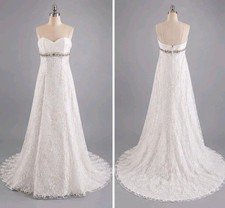 David’s Bridal Elegant Lace A-Line Wedding Gown – Sweetheart Bodice, Beaded