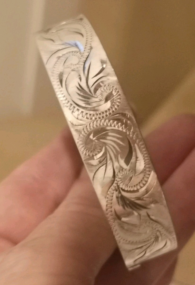 Picture 1 of 8