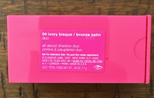 Clinique All About Shadow Duo -04 Ivory bisque, bronze satin, 1.7g/0.06oz - Picture 4 of 4