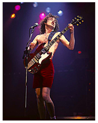 ANGUS YOUNG - AC/DC - 8''X10'' PHOTOGRAPH