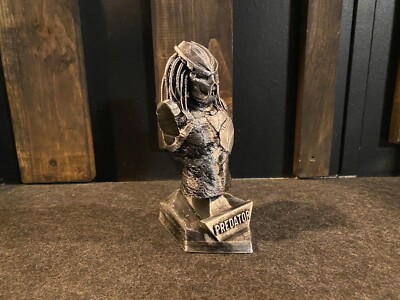 Predator Statue 6 inches Tall Silver Vintage Style