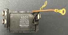 JAPAN-DENSO & TOYOTA 8962012440 / 6H1111 / LX794 Ignition Control Module (ICM