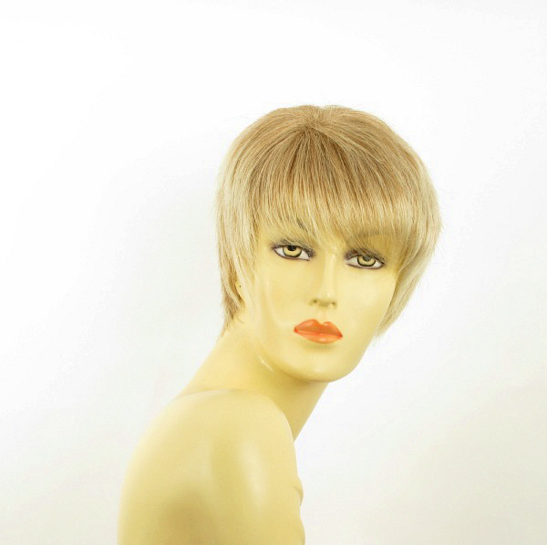Perruque courte blonde pour changer de look au quotidien