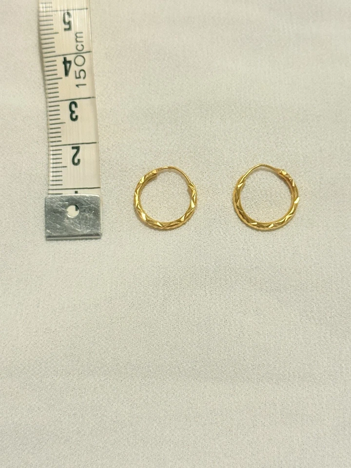 Pendientes de aro pequeños de oro amarillo de 22k 100 % genuinos Foto 4 de 4