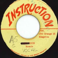 [Used] Jamaica 7” Ronnie Davis My Lovie Dovie none Instruction /00050