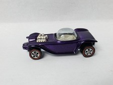 Hot Wheels Redline Beatnik Bandit Magenta/Hot Pink with Collector's Button on Original Blister Card — listing 2