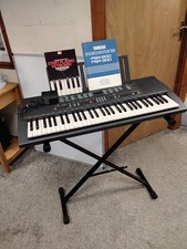 Yamaha PSR-200 61-Key Touch Electronic Keyboard W/ Stand And Case