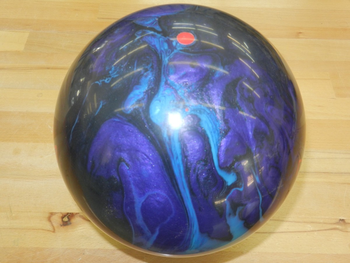 MOTIV VENOM ボウリングボール　14ポンド NIB 14# Motiv Venom Hysteria Bowling Ball - 14.3/2.1