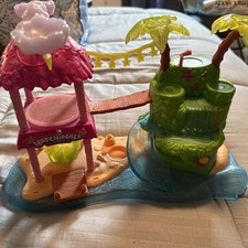 Hatchimals CollEGGtibles Tropical Party Play Set -Tested Works Fun Music Lights