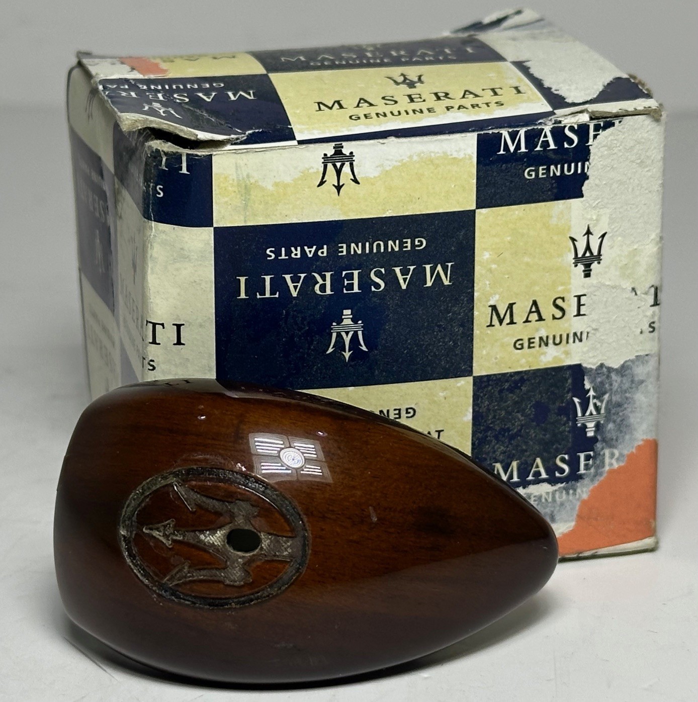 NEW ! 03-12 MASERATI WOOD GEAR SHIFTER LEVER KNOB COVER 981431882 / 69626500 OEM
