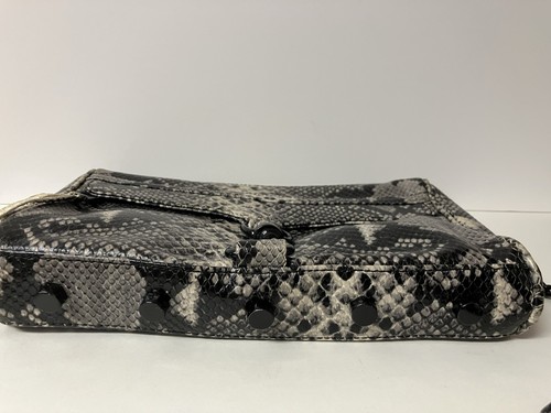 Tracolla Rebecca Minkoff Snake Python blu nero interno a pois 12’’ x 8’’ - Foto 9 di 13
