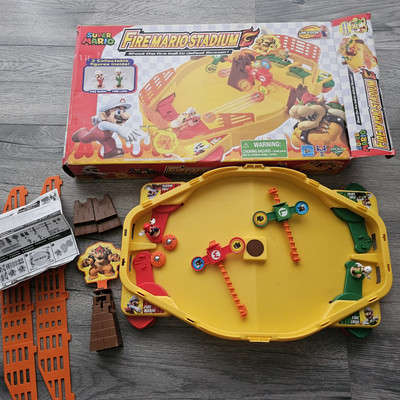 Super Mario Fire Mario Stadium Actionspiel Alter 5+ Kinder Brettspiel Top Zustand