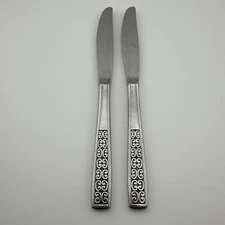 2 each - International Stainless Serenata Stainless Steel Table Knife 8.75"