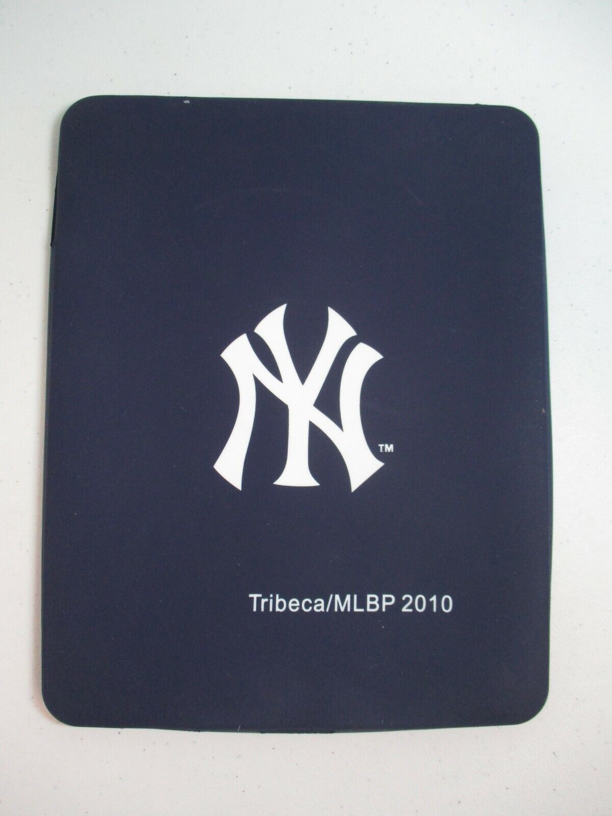 New York Yankees Tribeca/MLBP 2010 10" Silicone Tablet Cover Dark Blue/White