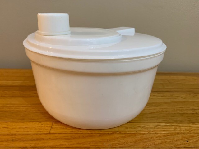 Salad Spinner White Complete Set 8" Diameter Mid Century Modern