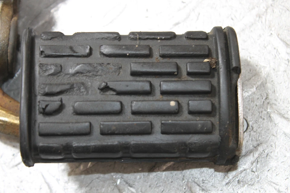 Yamaha Virago 1000 XV1000 1984 reposapiés delantero izquierdo clavija paso Foto 2 de 4