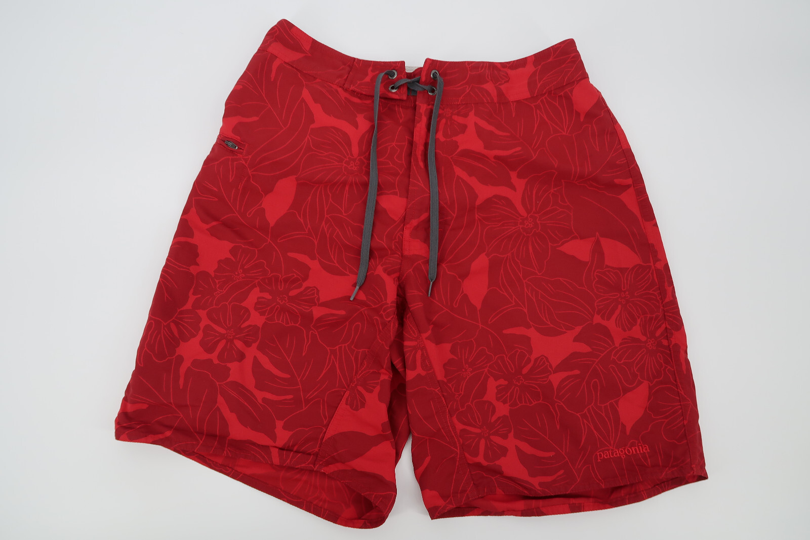 Patagonia Men's Red Floral Wavefarer Board Shorts Trunks Surf Nylon Size 30