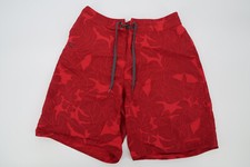 Patagonia Men's Red Floral Wavefarer Board Shorts Trunks Surf Nylon Size 30