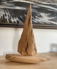 SEGELBOOT JOLLE HOLZ GESCHNITZT HANDARBEIT MODERNES DESIGN MARITIM OSTSEE MEER 