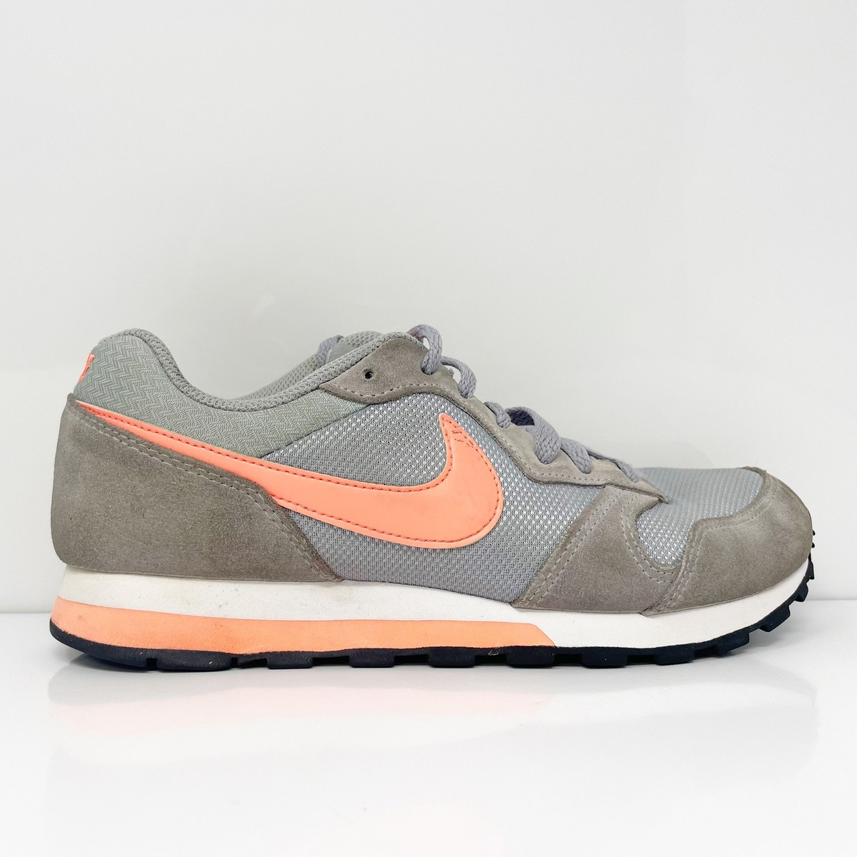 nike md runner 2 gray