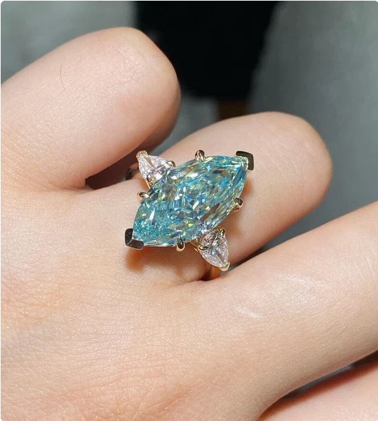 Cyan blue moissanite deals