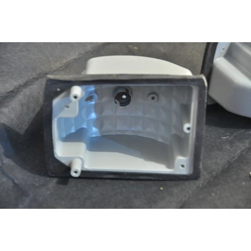 VW T2 Transporter BUS Bay COMPLETE FRONT TURN SIGNAL LIGHT RED Pair 1972-1979 - Picture 8 of 12