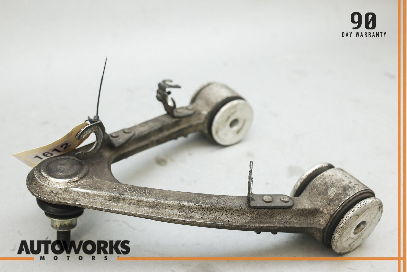 03-10 Maserati Quattroporte M139 Front Right Side Upper Control Arm 3206582 OEM