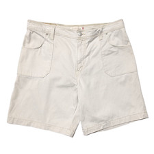 Vintage Y2K Levi's Chino Shorts Womens 12 32x8 Khaki Tan Utility Flap Pockets