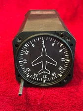 AVIATION INSTRUMENT MFG 200-5 DIRECTIONAL GYRO INDICATOR 