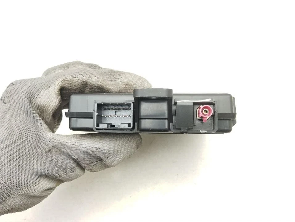 Control unit for access and start authorisation (kessy) Chrysler Pacifica 2018 6 - Image 3 of 4