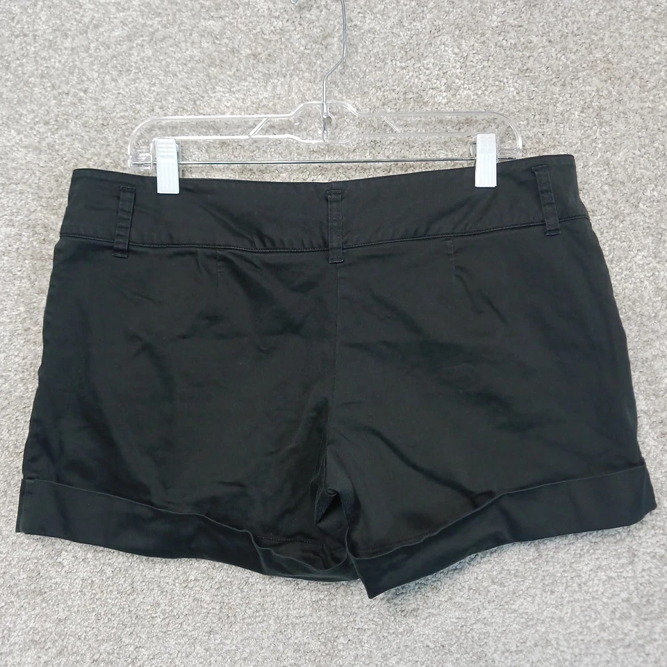 Pantalones cortos Metro 7 para mujer 12 puños elásticos informales tiro medio mezcla de spandex Foto 2 de 4