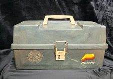 Plano Green Tackle Box Model 6303 3 Tier Fold Out Tray 40th Anniversary LTD Vtg