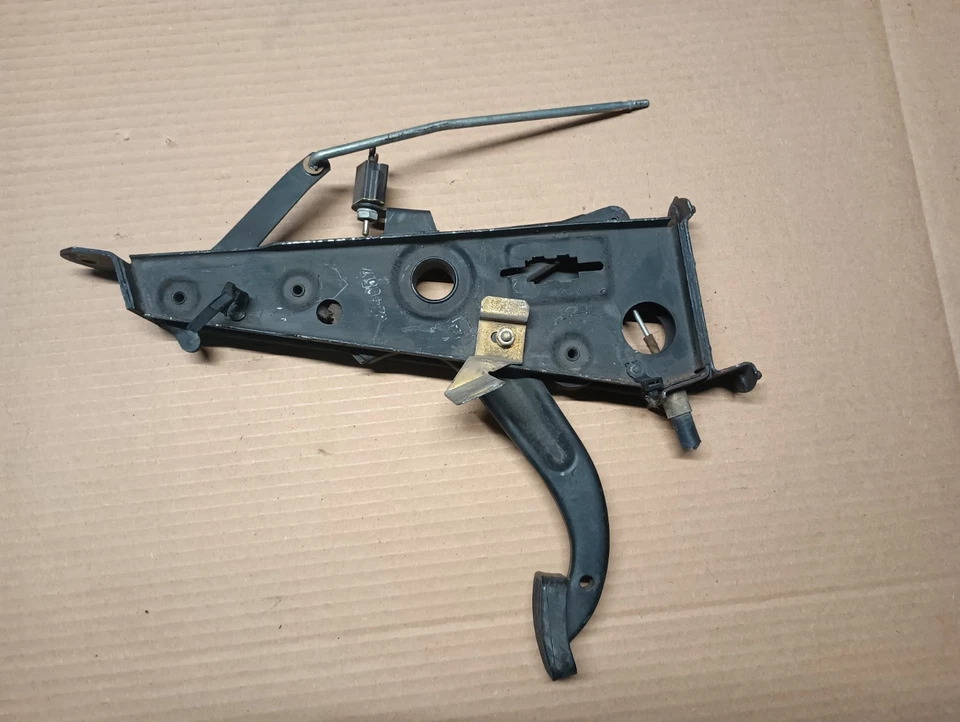 梅赛德斯奔驰 W107 R107 紧急停车制动器组件 350sl 450slc — 第 2/2 张图片