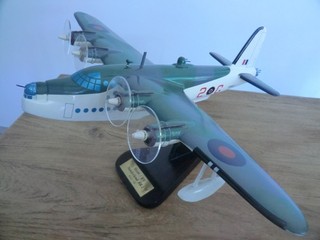 Maquette ancienne en bois hydravion Sunderland MK1 50cm envergure RAF 2è guerre