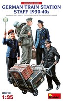 Miniart 38010 - 1:35 German Train Station Staff 1930-40S - Neu