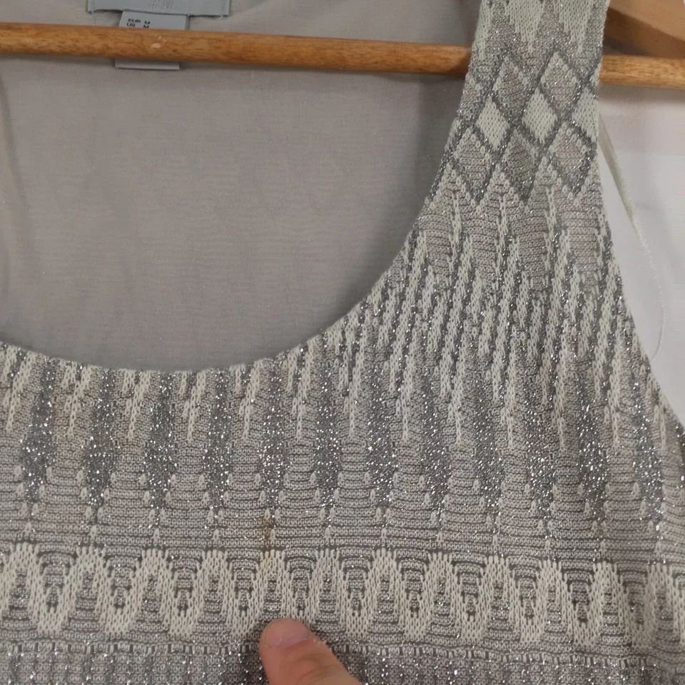 Camiseta sin mangas H&M mujer talla M plateada geométrica elástica sin mangas metálica 048444 Foto 3 de 4