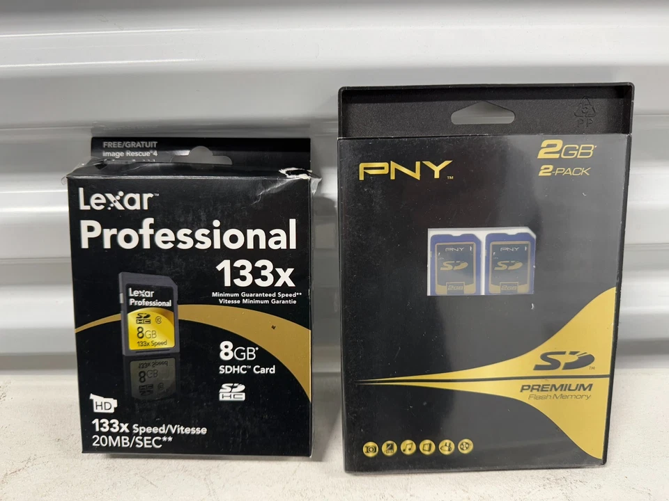 New PNY PREMIUM 2GB SDHC Card Class & Lexar Professional 8GB Card 133X 20Mb - Image 2 of 4