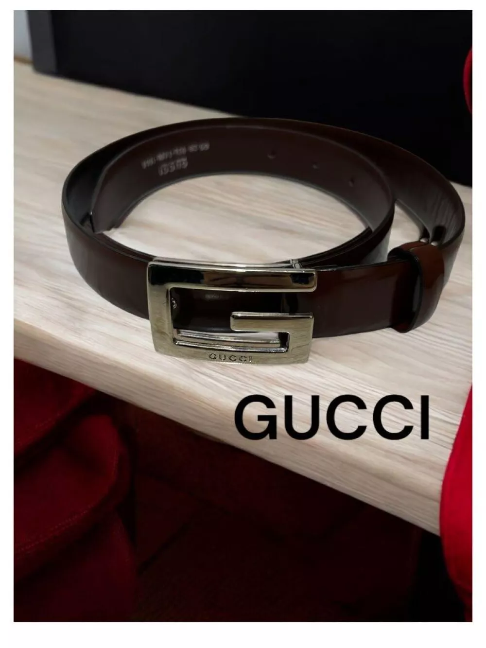 Ceinture à boucle argentée marron GUCCI