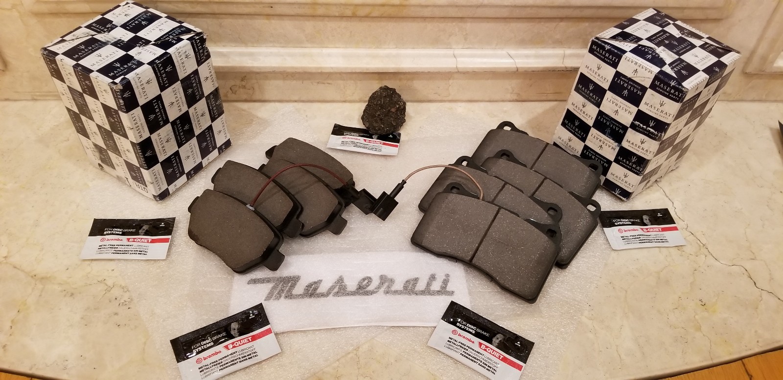 Maserati GHIBLI BASE COMPLETE FRONT & REAR Brake Pads w/ SENSORS! 2014-2016 NEW!
