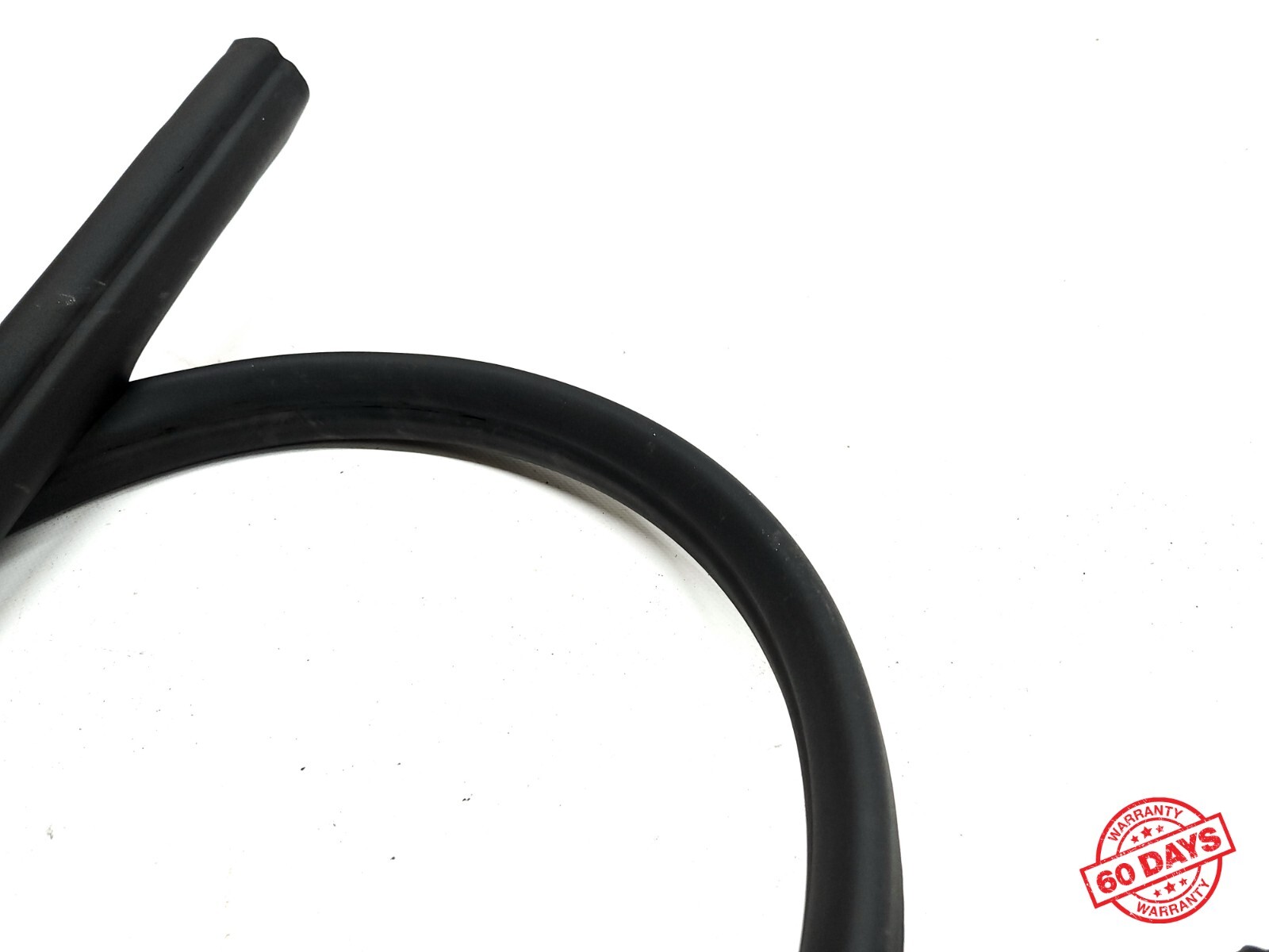 ⭐ 08-19 Maserati Gran Turismo Front Lower Door Rubber Weatherstrip Gasket Oem