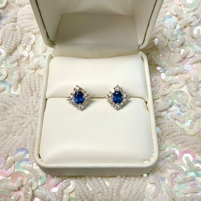 Vintage wunderschöne blaue Saphir Ohrringe mit Diamanten 14 Karat Weißgold