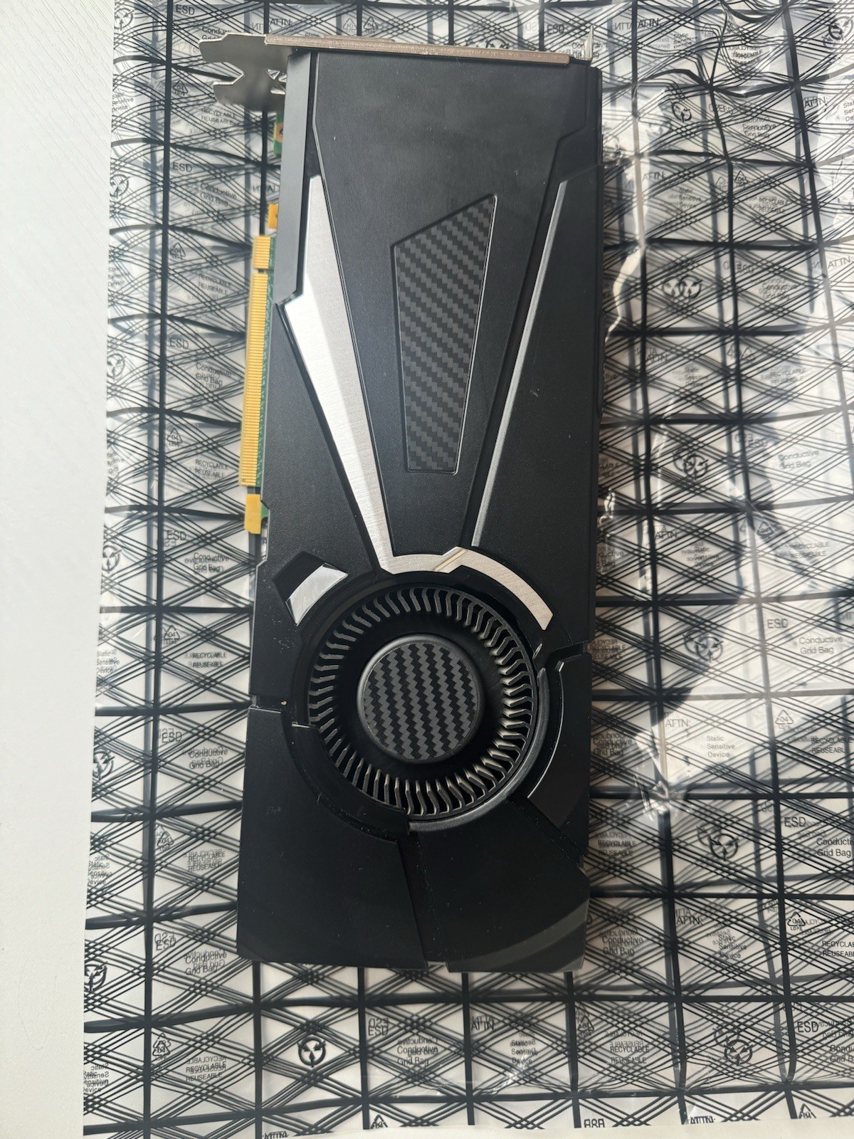 Sensational Savings Carbon Graphics Card for PC: Nvidia GTX 1080 8GB - Ideal for Gaming and Workstations - Image 2