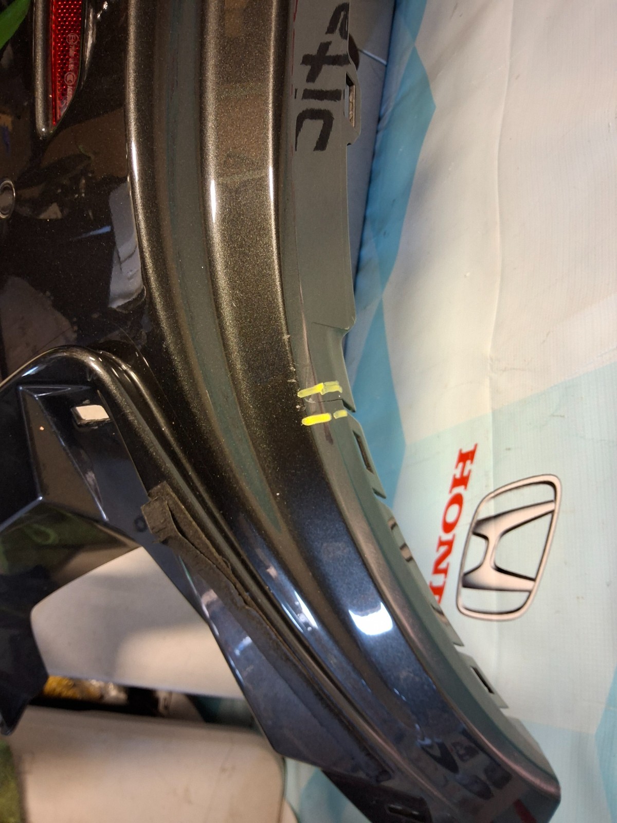 2018 MCLAREN 570 570 GT REAR UPPER BUMPER COVER HARDNESS CAMERA OEM 2020 2022