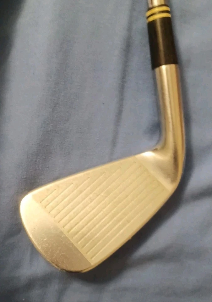 Cleveland CG16 Tour Laser Milled Iron Set 4, 5, 6, 9 Irons Steel Regular Flex RH - Image 3 of 4