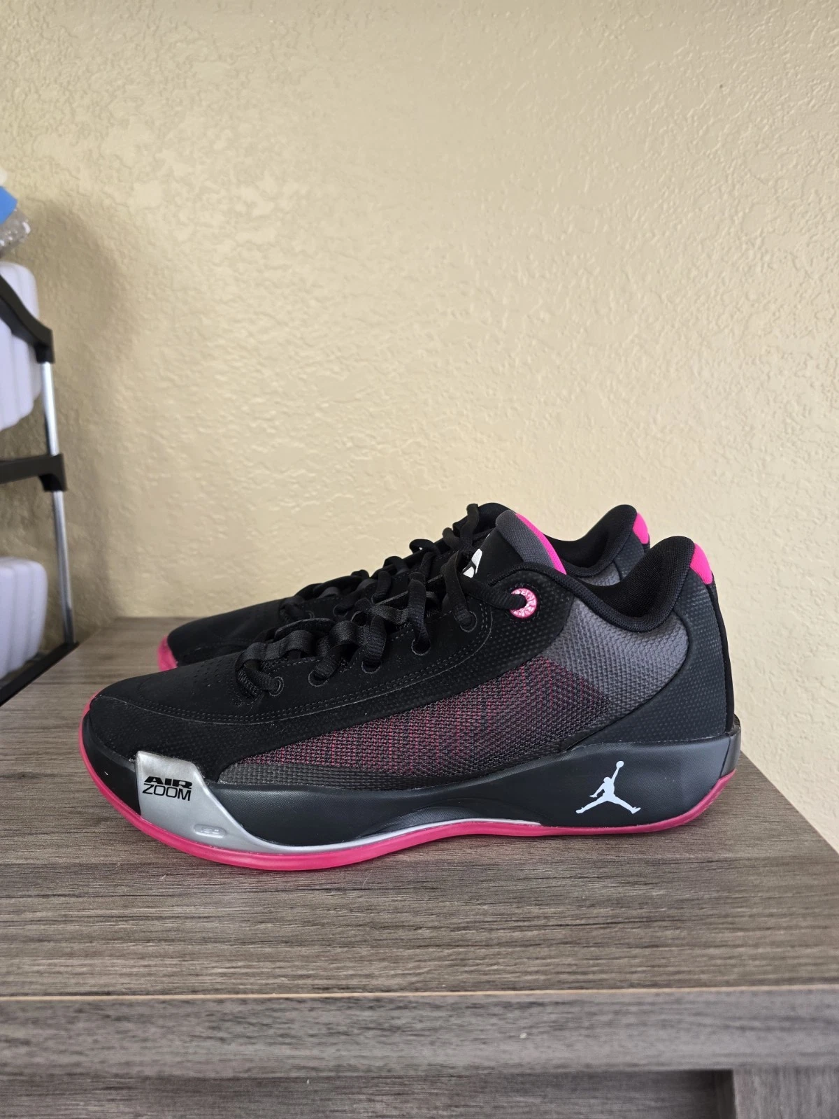 Jordan Luka .77 "Navidor" size 12 Black/Anthracite-Pink Prime. HF0806 006.