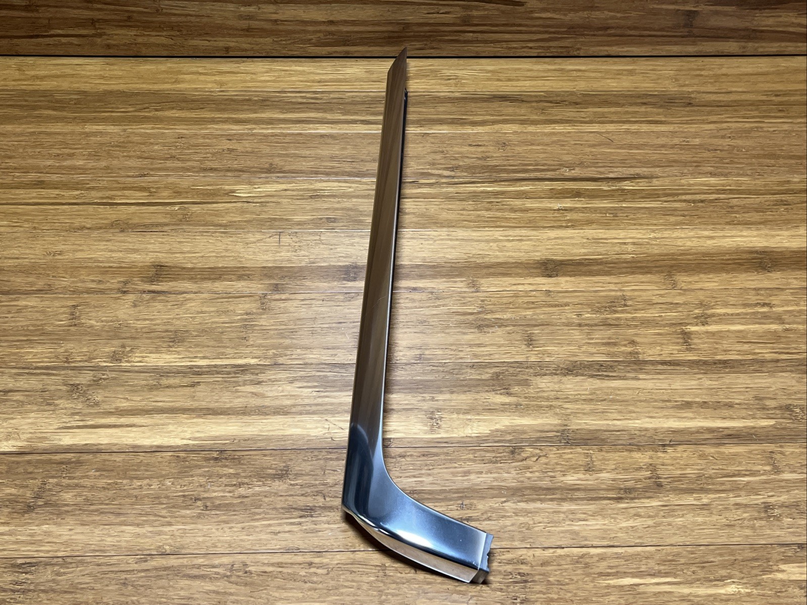 2017-2023 Rolls Royce Dawn RR6 Front A Colum Left Molding Cover 7370145 OEM NOTE