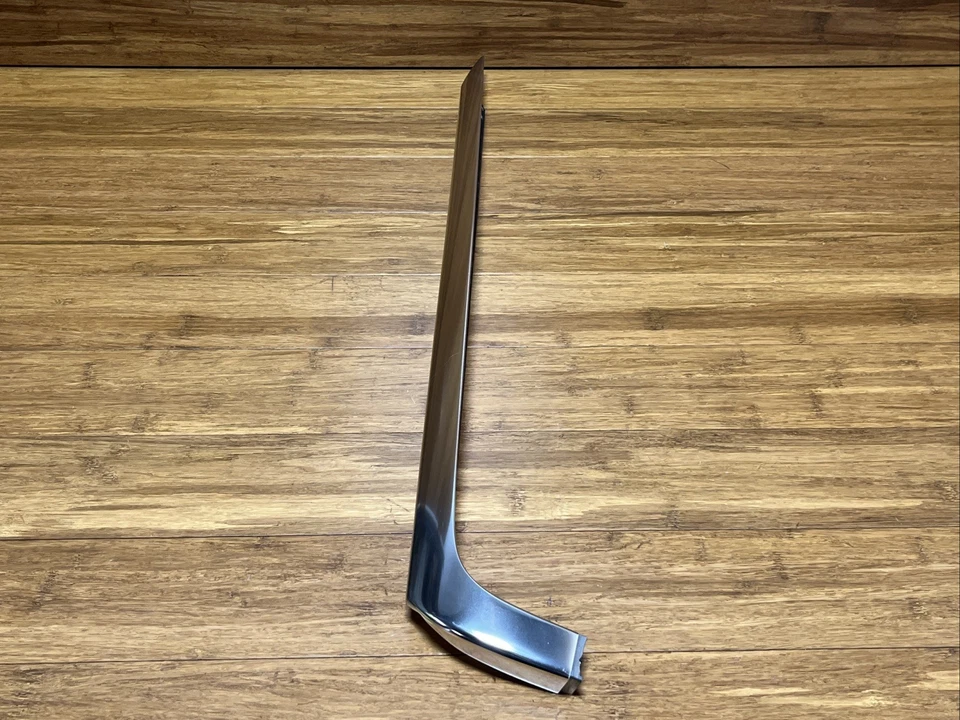 2016-2023年劳斯莱斯黎明前A Colum左模盖7370145原始设备制造商注释 — 第 4/4 张图片