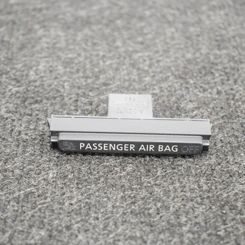 VOLKSWAGEN PASSAT CC Kontrollleuchte für Beifahrer-Part Part 3AA919234 2012