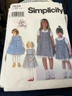 SIMPLICITY  SEWING PATTERN-#7634-Toddler girls  dress,  sz 1/2 - 2  UNCUT, FF